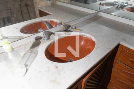 Apartamento à venda com 280m², 4 quartos e 1 vaga Apartamento à venda com 280m², 4 quartos e 1 vagaBanheiro Social