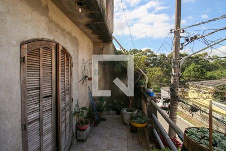 Casa à venda com 360m², 4 quartos e 2 vagas Casa à venda com 360m², 4 quartos e 2 vagasQuarto 3 / Suíte Varanda