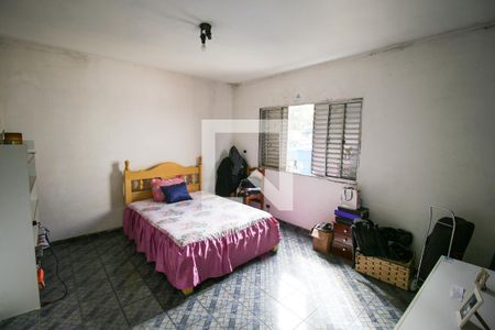 Casa à venda com 360m², 4 quartos e 2 vagas Casa à venda com 360m², 4 quartos e 2 vagasQuarto 1