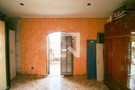 Casa à venda com 360m², 4 quartos e 2 vagas Casa à venda com 360m², 4 quartos e 2 vagasQuarto 3 / Suíte