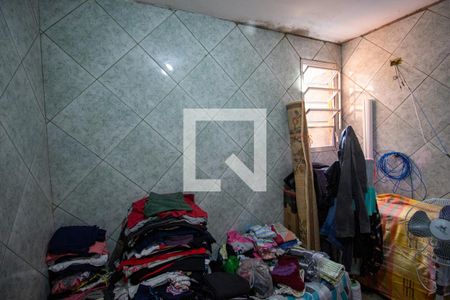 Casa à venda com 360m², 4 quartos e 2 vagas Casa à venda com 360m², 4 quartos e 2 vagasBanheiro Suíte