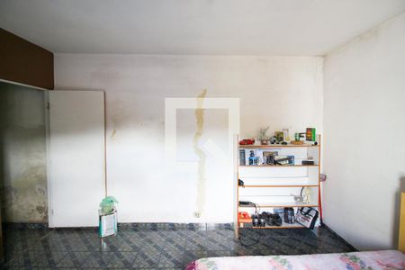 Casa à venda com 360m², 4 quartos e 2 vagas Casa à venda com 360m², 4 quartos e 2 vagasQuarto 1