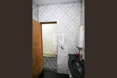 Casa à venda com 360m², 4 quartos e 2 vagas Casa à venda com 360m², 4 quartos e 2 vagasBanheiro 3