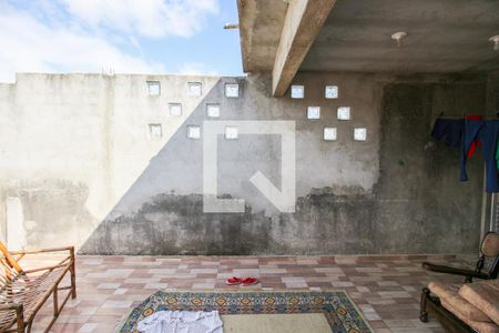 Casa à venda com 360m², 4 quartos e 2 vagas Casa à venda com 360m², 4 quartos e 2 vagasÁrea de Serviço / Varanda