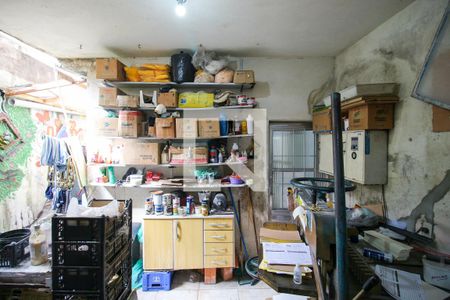Casa à venda com 360m², 4 quartos e 2 vagas Casa à venda com 360m², 4 quartos e 2 vagasQuarto de Serviço