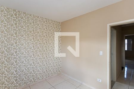 Quarto 1 de casa para alugar com 2 quartos, 100m² em Vila Ramos, São Paulo