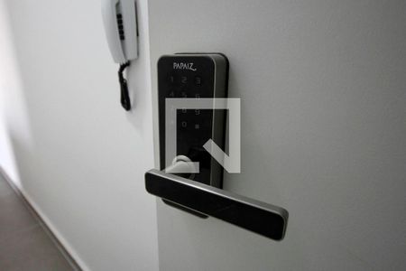 Studio à venda com 32m², 1 quarto e sem vagaFechadura Eletrônica