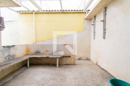 Casa à venda com 165m², 2 quartos e 1 vagaQuintal