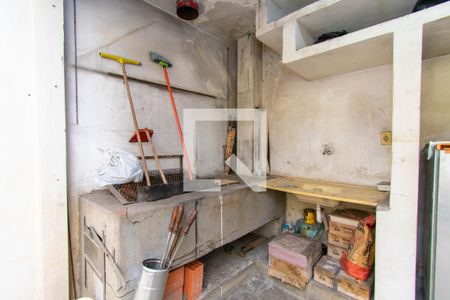 Casa à venda com 165m², 2 quartos e 1 vagaQuintal