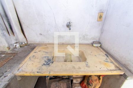 Casa à venda com 165m², 2 quartos e 1 vagaQuintal