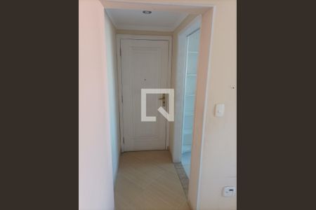 Apartamento à venda com 74m², 2 quartos e 1 vagaCorredor