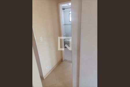 Apartamento à venda com 74m², 2 quartos e 1 vagacorredor