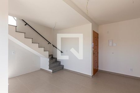 Sala de apartamento à venda com 2 quartos, 89m² em Jardim Ocara, Santo André