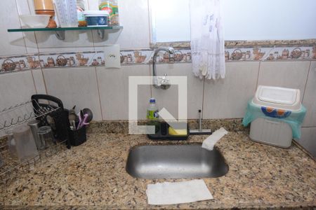 Apartamento à venda com 90m², 2 quartos e sem vagaCozinha e Área de Serviço