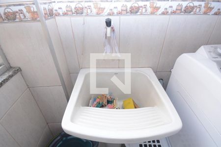 Apartamento à venda com 90m², 2 quartos e sem vagaCozinha e Área de Serviço