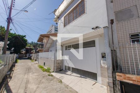 Apartamento para alugar com 60m², 2 quartos e sem vagaVista da rua