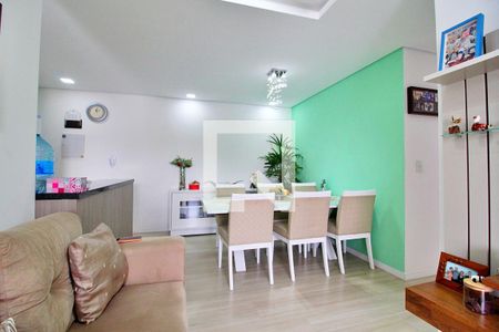 Sala de apartamento à venda com 2 quartos, 65m² em Vila Curuçá, Santo André