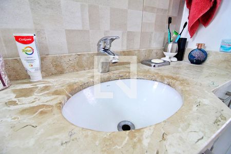 Apartamento à venda com 65m², 2 quartos e 1 vagaBanheiro da Suíte