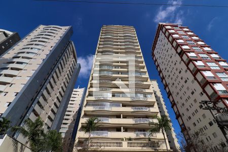 Apartamento à venda com 356m², 4 quartos e 4 vagasFachada