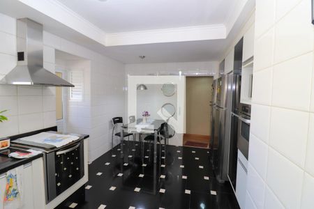 Apartamento à venda com 356m², 4 quartos e 4 vagasCozinha