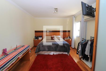 Apartamento à venda com 356m², 4 quartos e 4 vagasQuarto 4 - Suíte