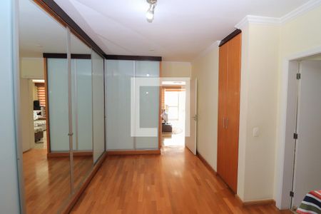 Apartamento à venda com 356m², 4 quartos e 4 vagasQuarto 4 - Suíte