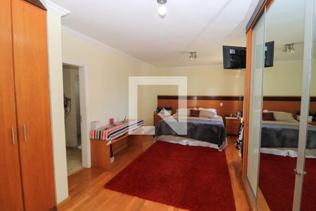 Apartamento à venda com 356m², 4 quartos e 4 vagasQuarto 4 - Suíte