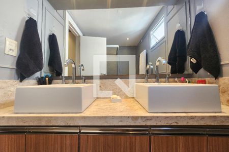 Banheiro da Suíte 1 de apartamento para alugar com 4 quartos, 125m² em Centro, Rio de Janeiro