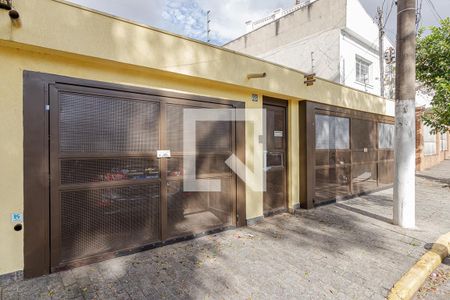 Casa à venda com 296m², 3 quartos e 3 vagasFachada 