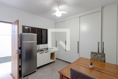 Casa à venda com 296m², 3 quartos e 3 vagasCozinha Casa 2