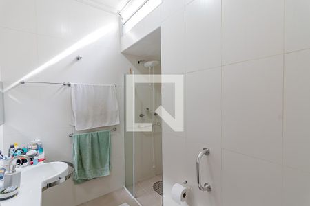 Casa à venda com 296m², 3 quartos e 3 vagasBanheiro da Suíte Casa 1