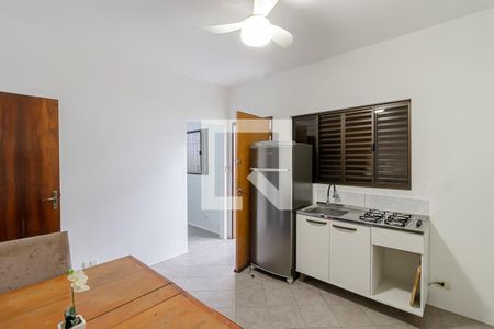 Casa à venda com 296m², 3 quartos e 3 vagasCozinha Casa 2