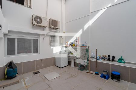 Casa à venda com 296m², 3 quartos e 3 vagasQuinta - Área de Serviço Casa 3