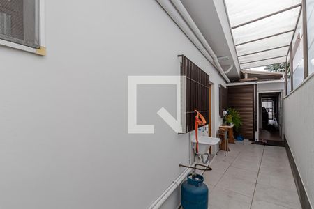 Casa à venda com 296m², 3 quartos e 3 vagasÁrea de Serviço Casa 2