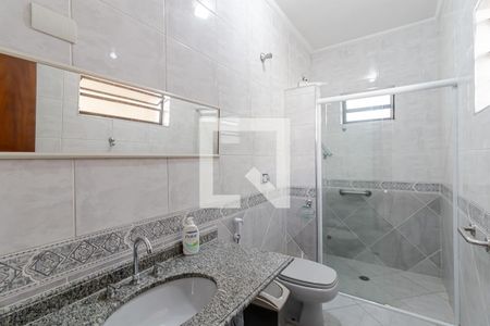 Casa à venda com 296m², 3 quartos e 3 vagasBanheiro da Suíte Casa 2