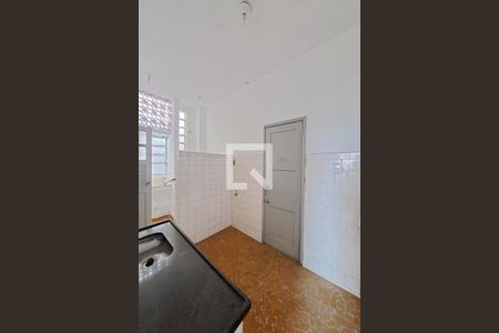 Apartamento à venda com 90m², 2 quartos e sem vaga Apartamento à venda com 90m², 2 quartos e sem vagaCozinha