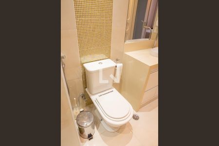 Casa para alugar com 300m², 3 quartos e 4 vagas Casa para alugar com 300m², 3 quartos e 4 vagasBanheiro 1