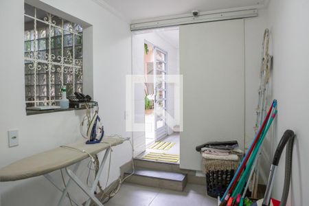 Casa para alugar com 300m², 3 quartos e 4 vagas Casa para alugar com 300m², 3 quartos e 4 vagasEscritório