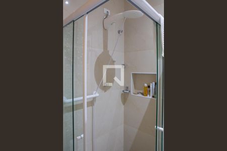 Casa para alugar com 300m², 3 quartos e 4 vagas Casa para alugar com 300m², 3 quartos e 4 vagasBanheiro 2