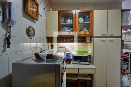 Apartamento à venda com 119m², 3 quartos e 2 vagas Apartamento à venda com 119m², 3 quartos e 2 vagasCozinha