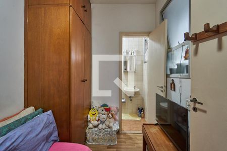 Apartamento à venda com 119m², 3 quartos e 2 vagas Apartamento à venda com 119m², 3 quartos e 2 vagasQuarto de Serviço