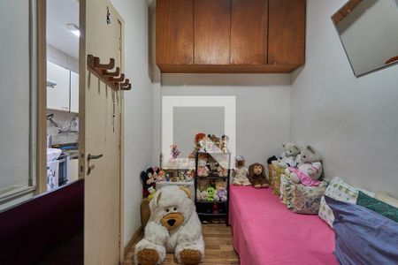 Apartamento à venda com 119m², 3 quartos e 2 vagas Apartamento à venda com 119m², 3 quartos e 2 vagasQuarto de Serviço