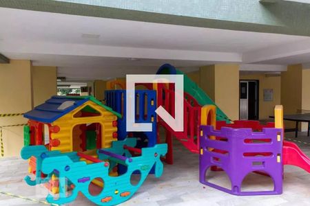 Apartamento à venda com 119m², 3 quartos e 2 vagas Apartamento à venda com 119m², 3 quartos e 2 vagasÁrea Comum - Playground