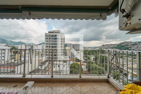 Apartamento à venda com 119m², 3 quartos e 2 vagas Apartamento à venda com 119m², 3 quartos e 2 vagasQuarto 3 Vista