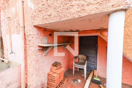 Casa à venda com 160m², 4 quartos e 3 vagas Casa à venda com 160m², 4 quartos e 3 vagasQuintal - Área de Serviço 2