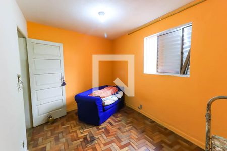 Casa à venda com 160m², 4 quartos e 3 vagas Casa à venda com 160m², 4 quartos e 3 vagasQuarto 4