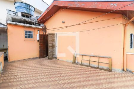 Casa à venda com 160m², 4 quartos e 3 vagas Casa à venda com 160m², 4 quartos e 3 vagasTerraço