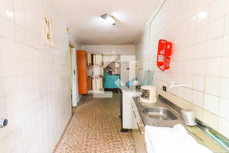 Casa à venda com 160m², 4 quartos e 3 vagas Casa à venda com 160m², 4 quartos e 3 vagasCozinha