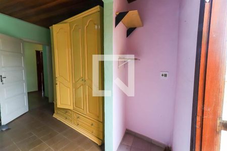 Casa à venda com 160m², 4 quartos e 3 vagas Casa à venda com 160m², 4 quartos e 3 vagasQuarto 2