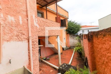 Casa à venda com 160m², 4 quartos e 3 vagas Casa à venda com 160m², 4 quartos e 3 vagasQuintal - Área de Serviço 2